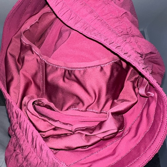 LULULEMON Women's Mauve plum Shorts size 10 - Picture 12 of 12